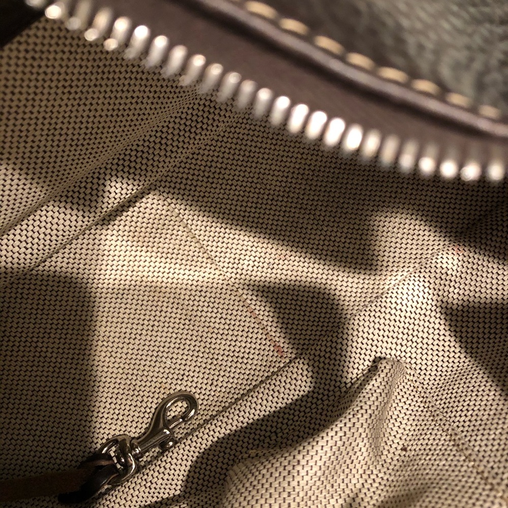 Dooney & Bourke purse - Picture 4 of 4